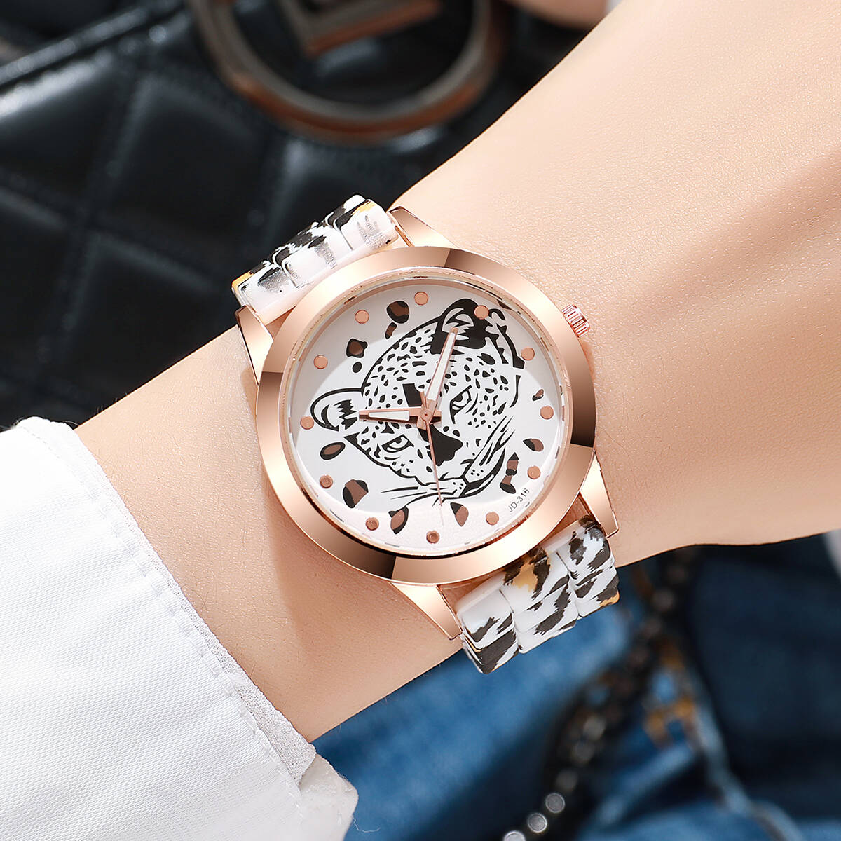 2PCS/Set Fashion Women Watches - đánh giá và giá Silicone Band Women